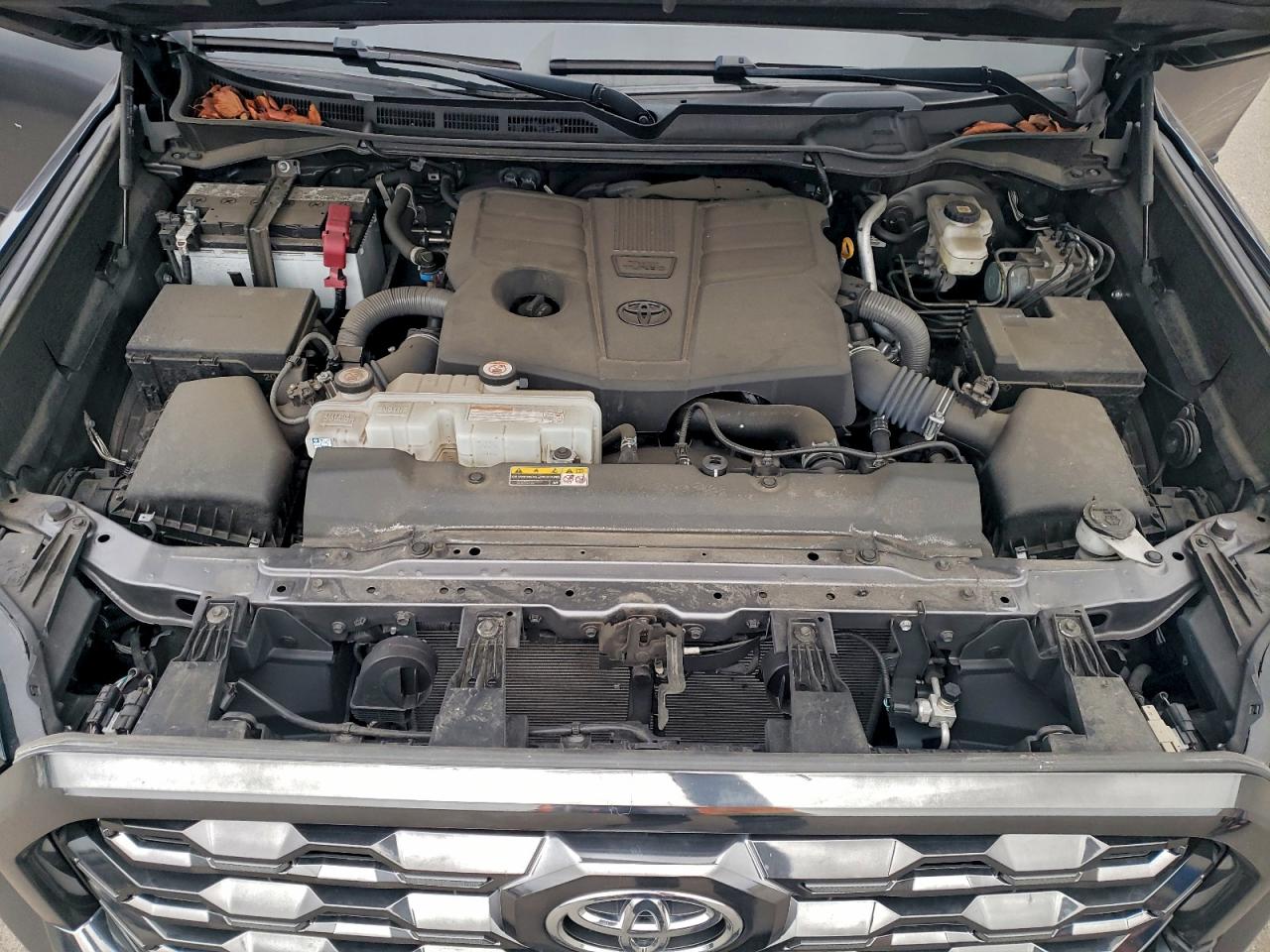Toyota Tundra Crewmax Platinum Image 10