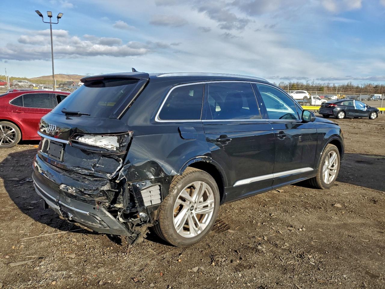 Audi Q7 Premium Image 11