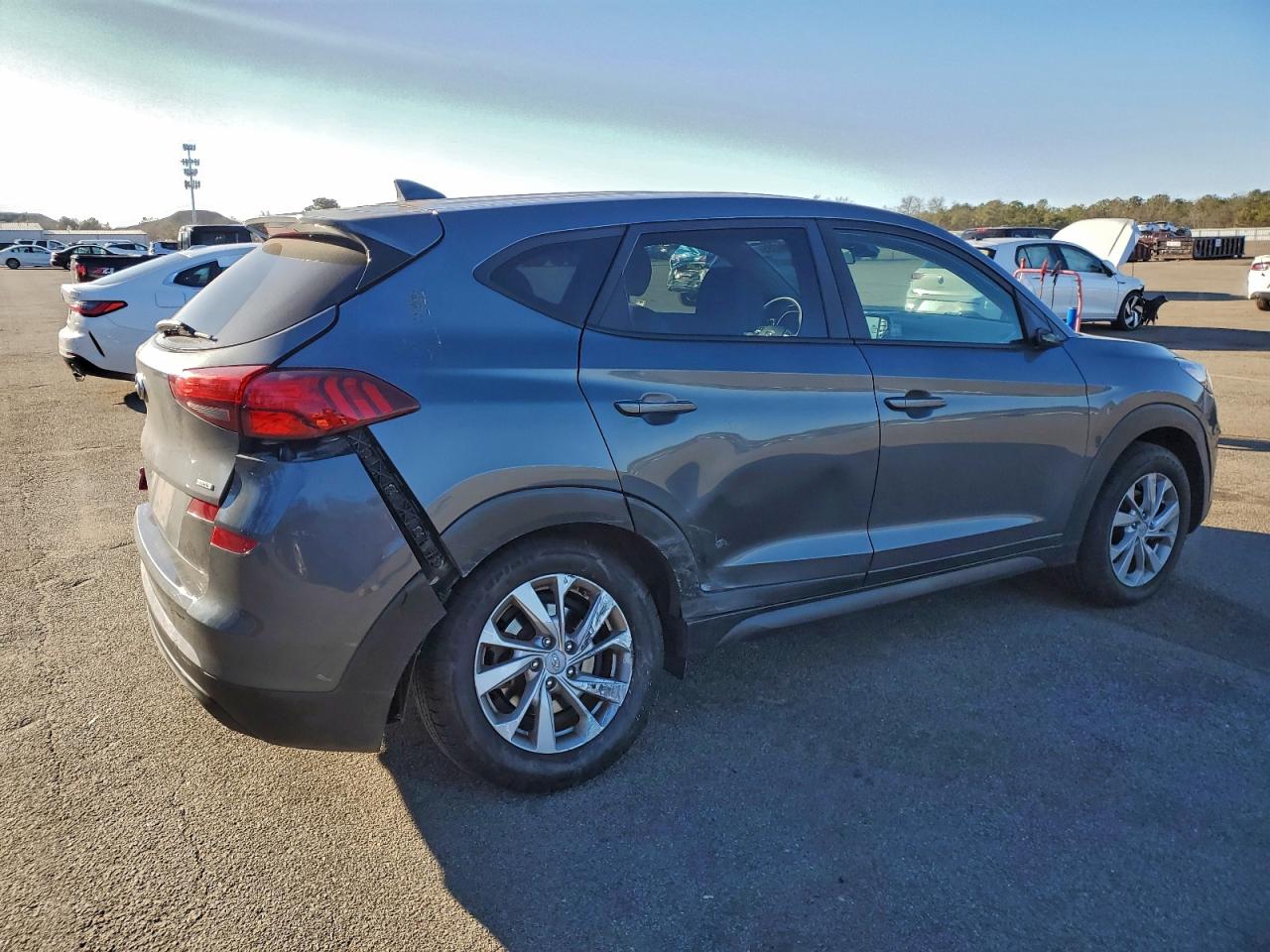 Hyundai TUCSON Se Image 8