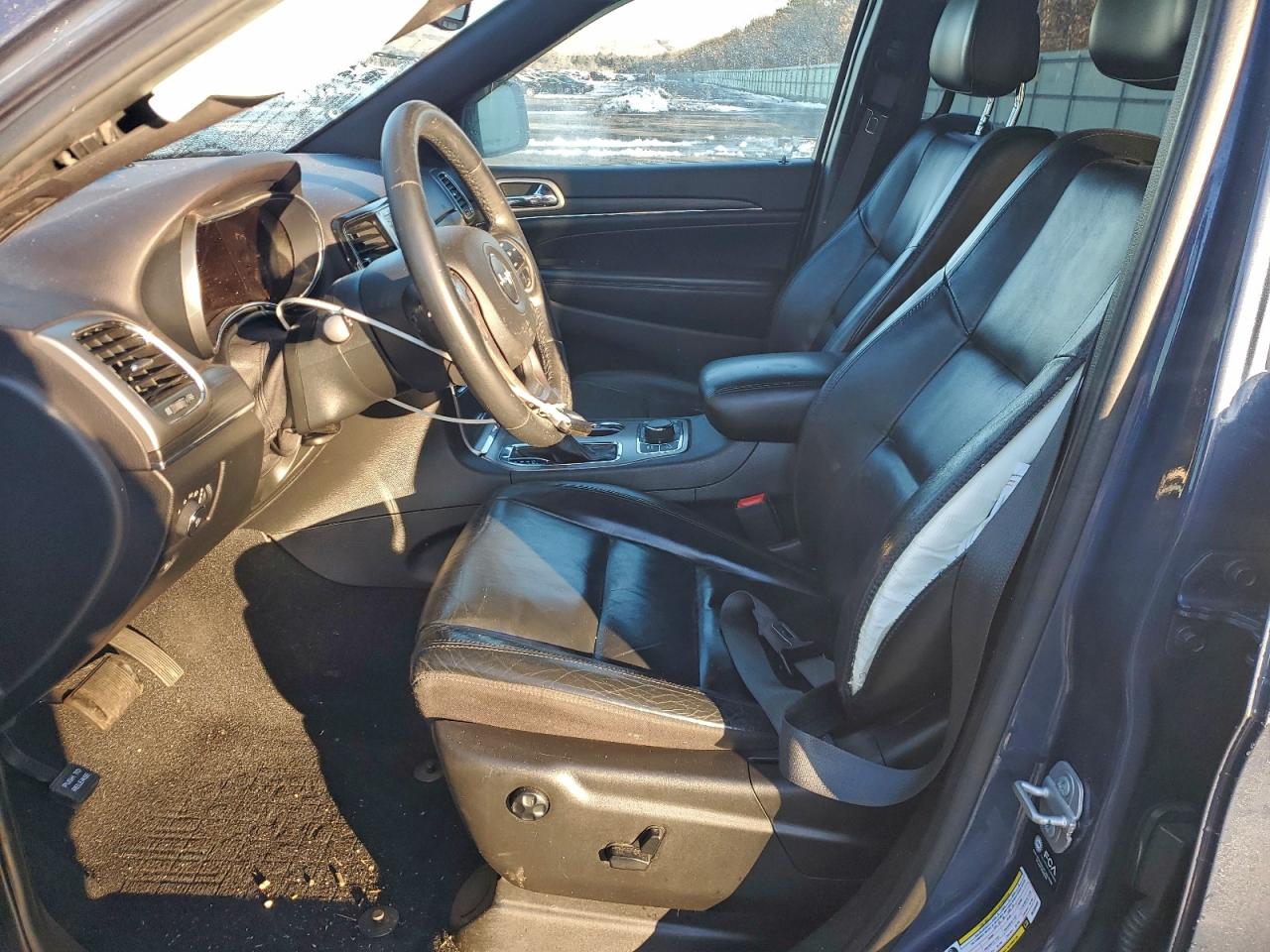 Jeep Grand Cherokee Limited Image 11