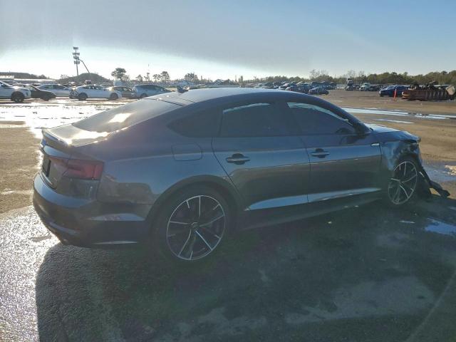 Audi A5 Premium Plus S-line Image 2