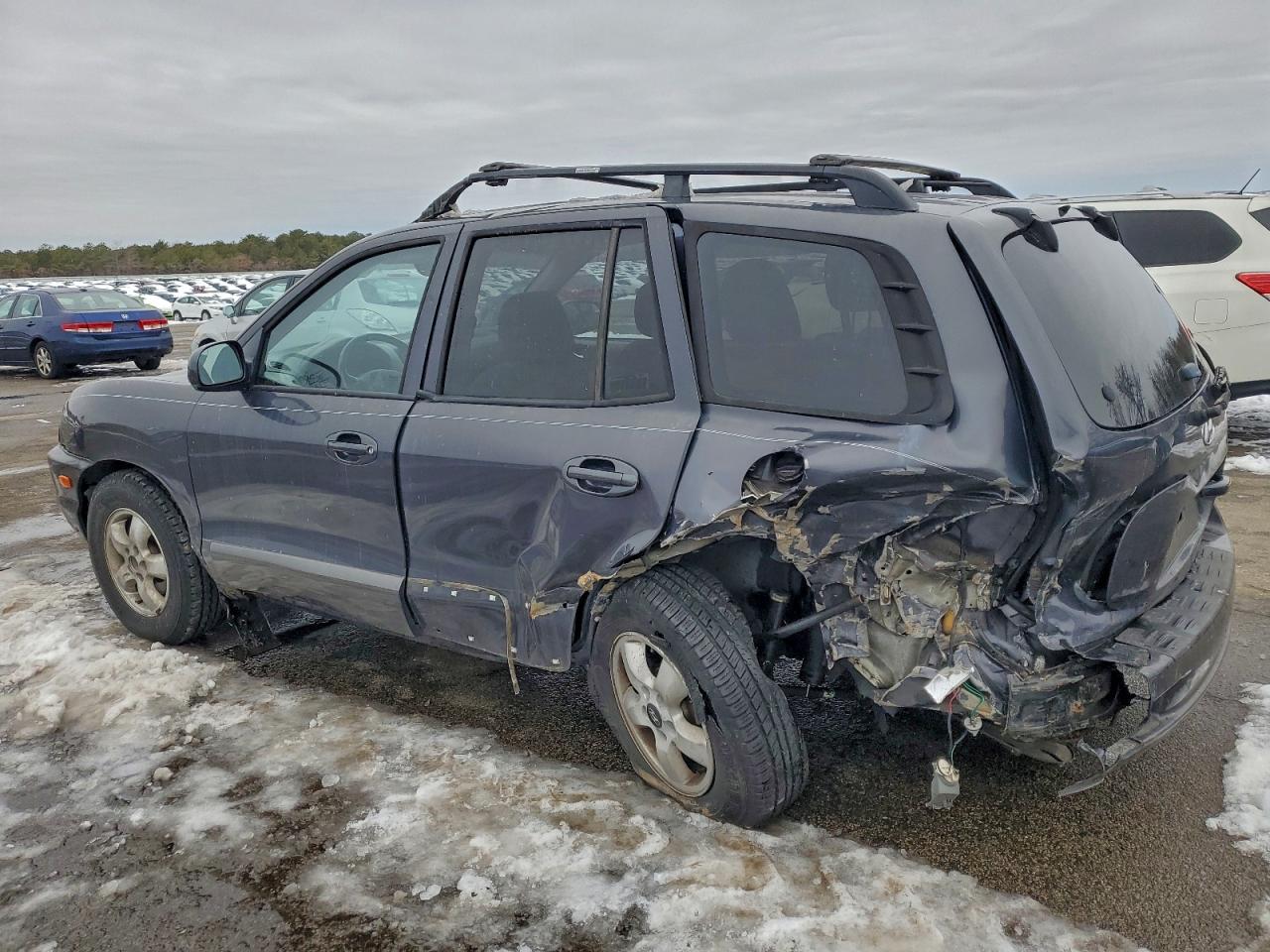 Hyundai SANTA FE Gls Image 4