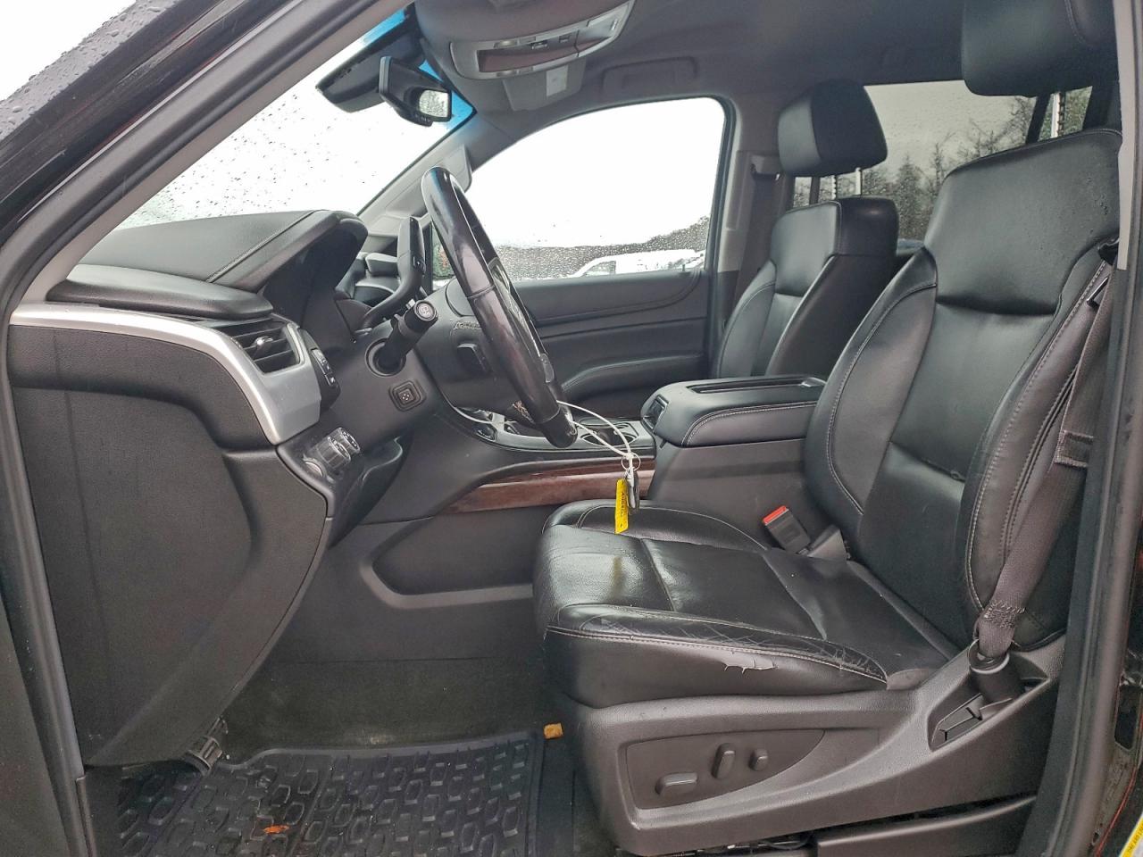 GMC Yukon K1500 Slt Image 9