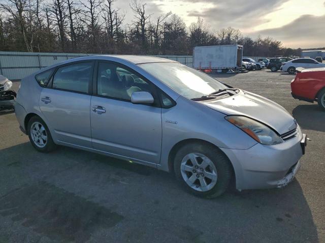 Toyota Prius Image 2