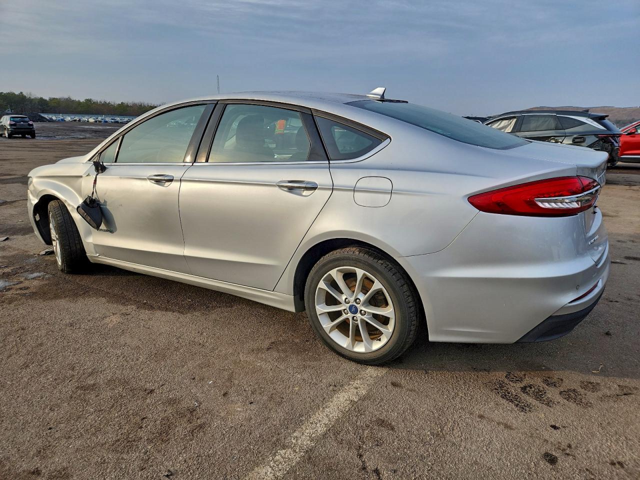 Ford Fusion Se Image 3