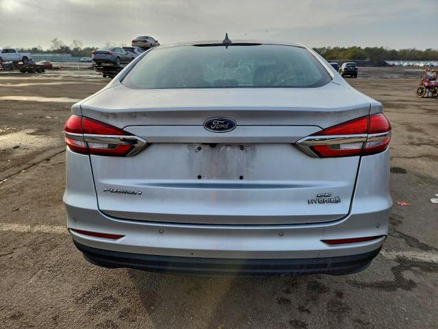 Ford Fusion Se Image 9