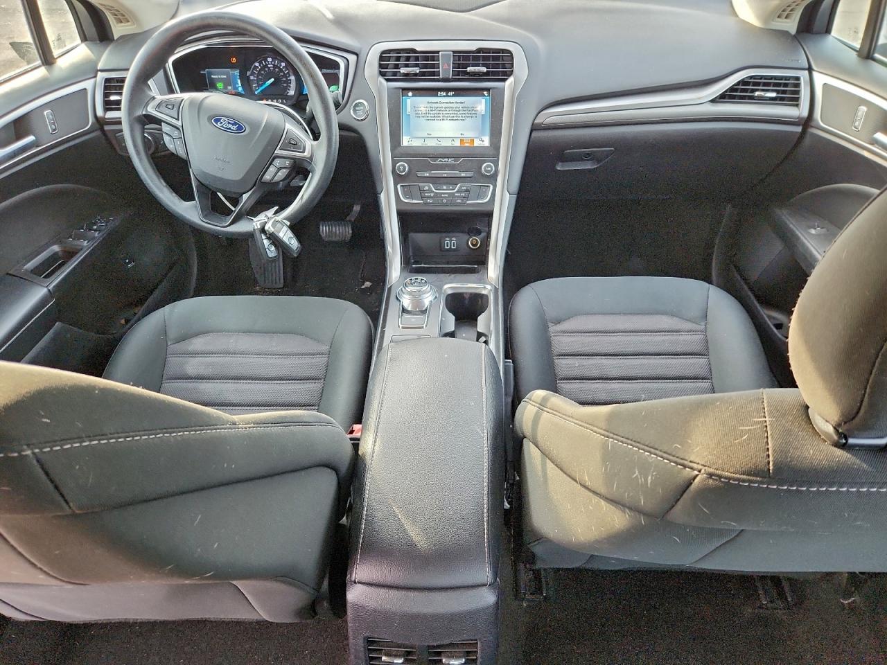 Ford Fusion Se Image 12