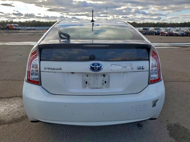 Toyota Prius Image 3