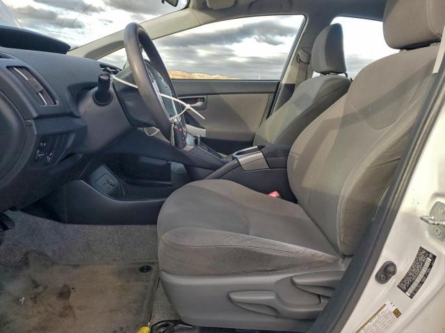 Toyota Prius Image 9