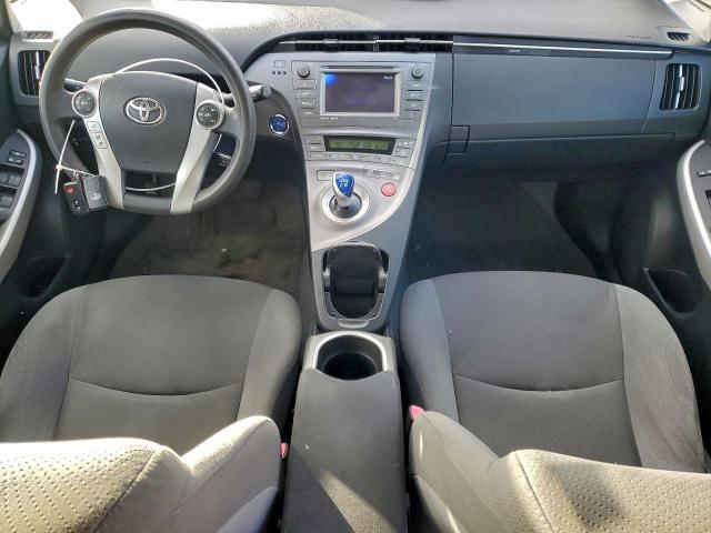Toyota Prius Image 6