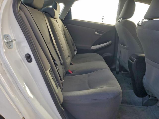 Toyota Prius Image 8