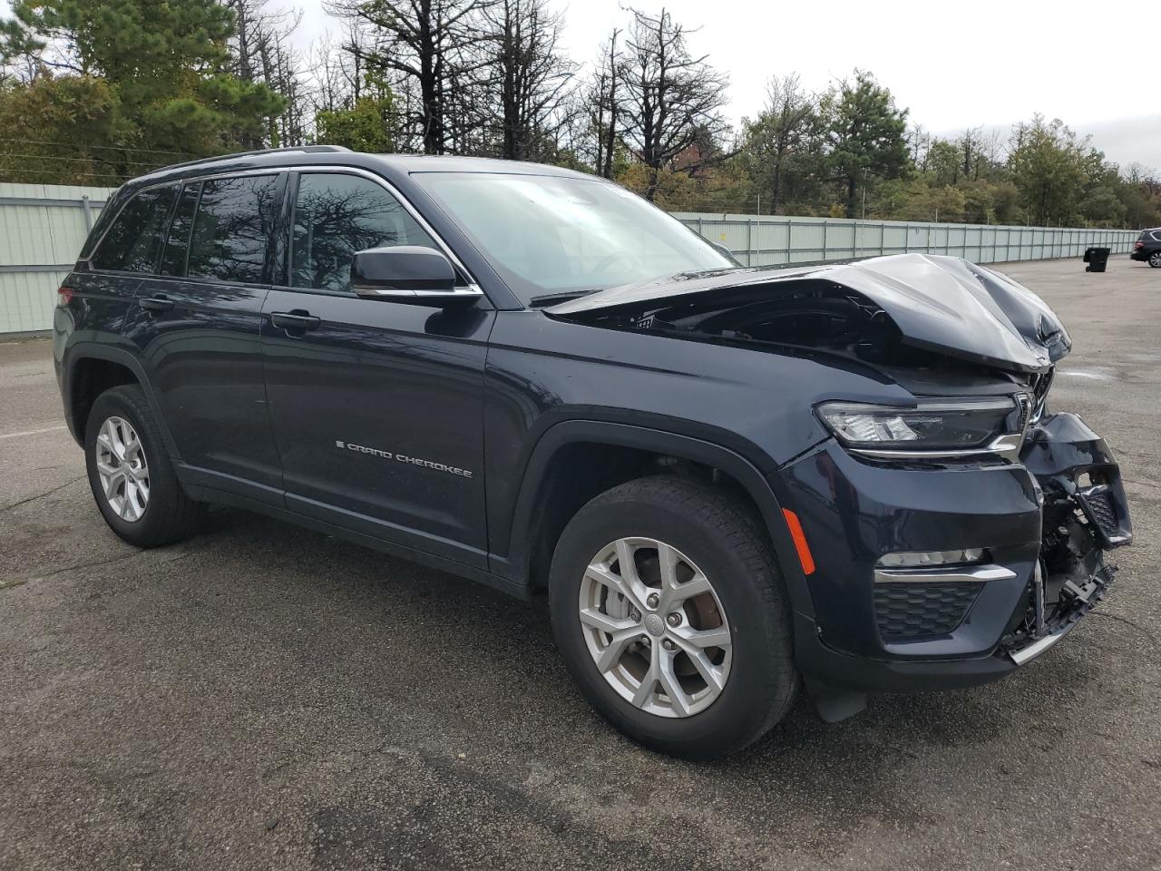 Jeep Grand Cherokee Limited Image 11