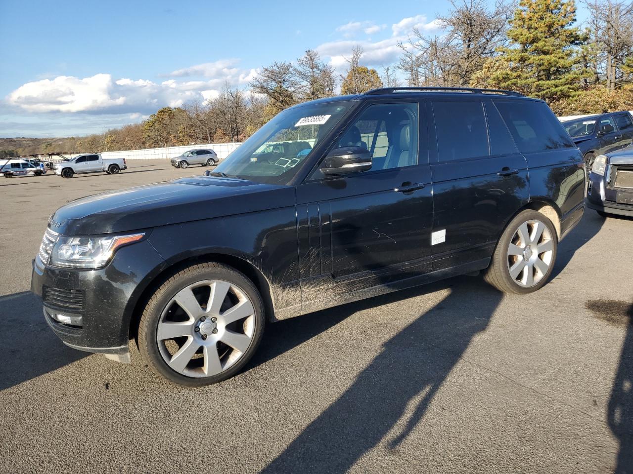 Land Rover Range Rover Supercharged Image 1