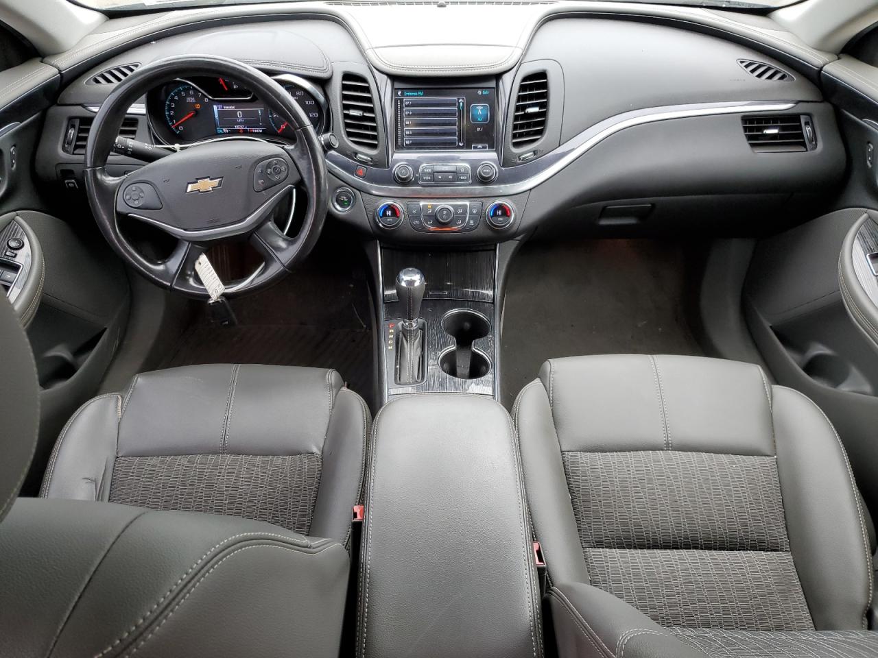 Chevrolet Impala Lt Image 6