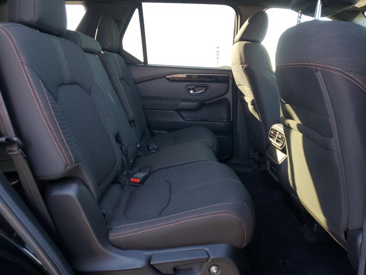 Honda Pilot Sport Image 9