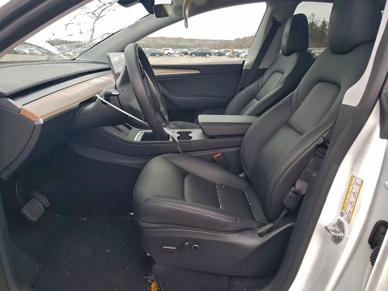 Tesla Model Y Image 9