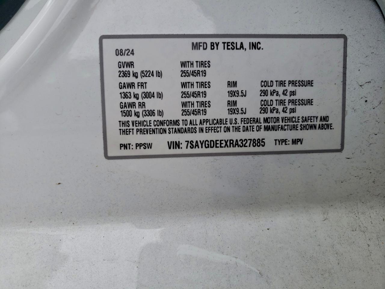 Tesla Model Y Image 10