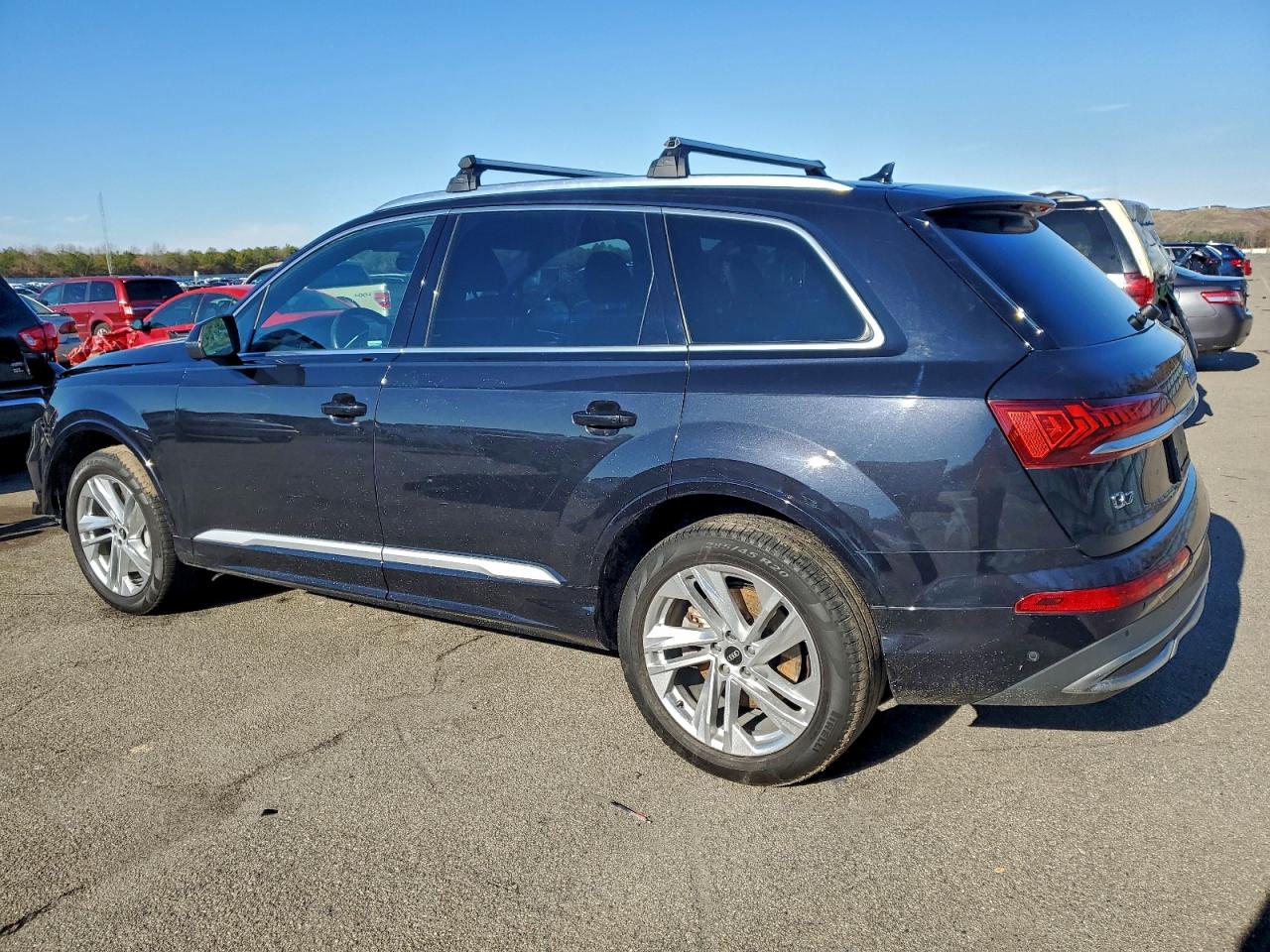 Audi Q7 Premium Plus Image 2