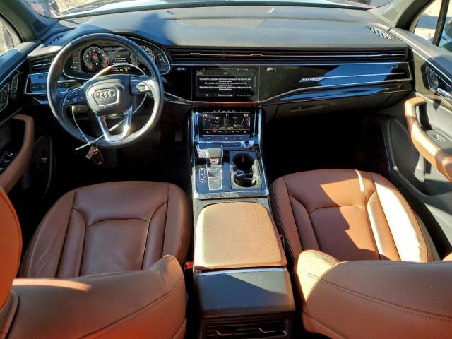 Audi Q7 Premium Plus Image 7