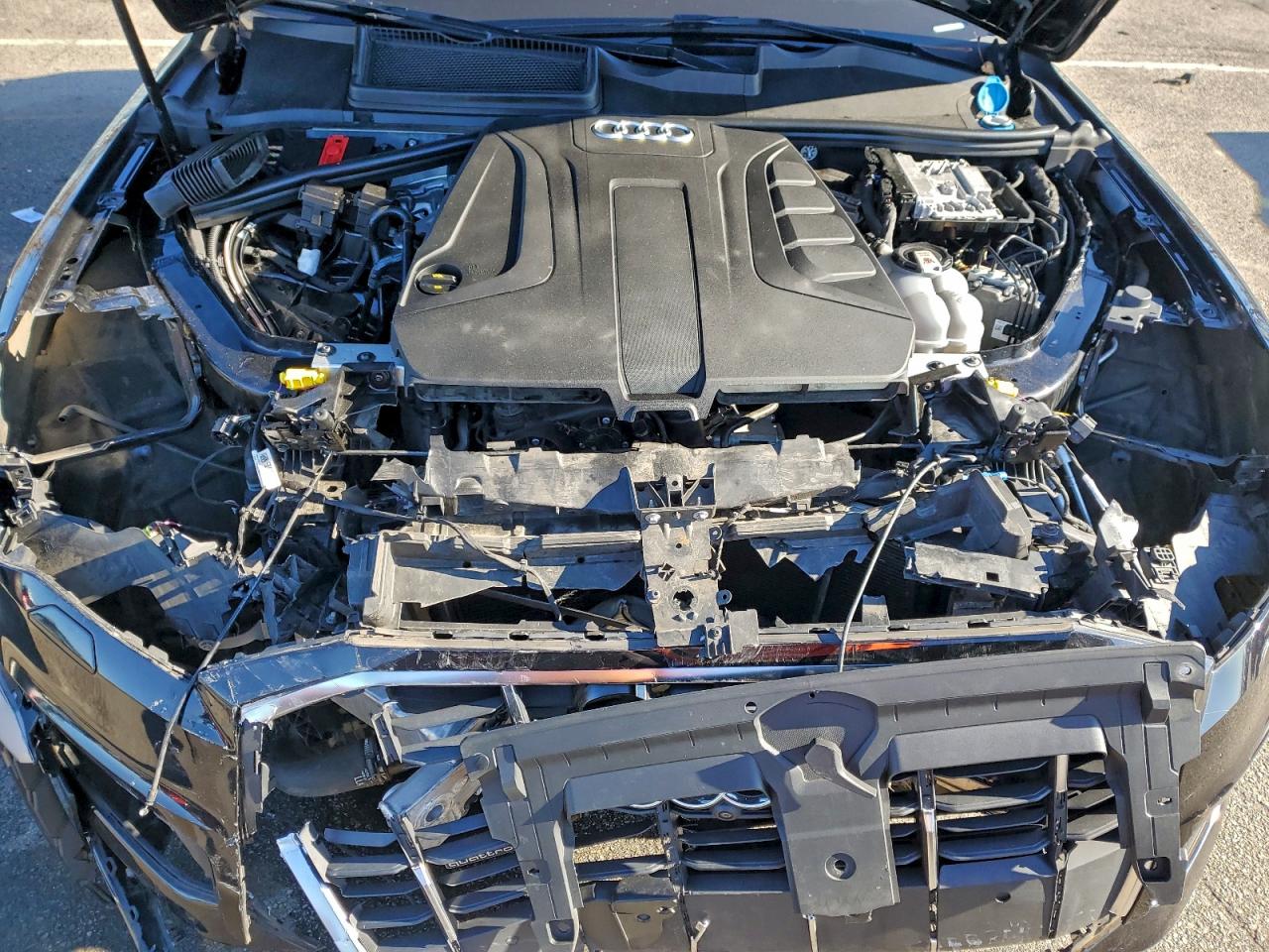 Audi Q7 Premium Plus Image 10