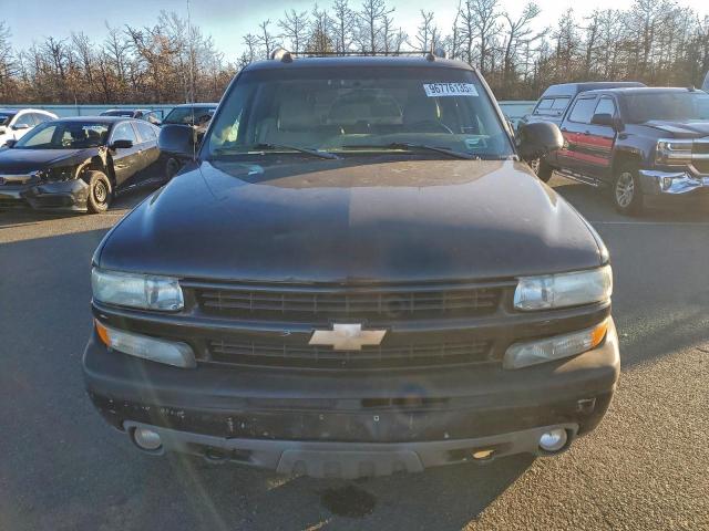 Chevrolet Suburban K1500 Image 2