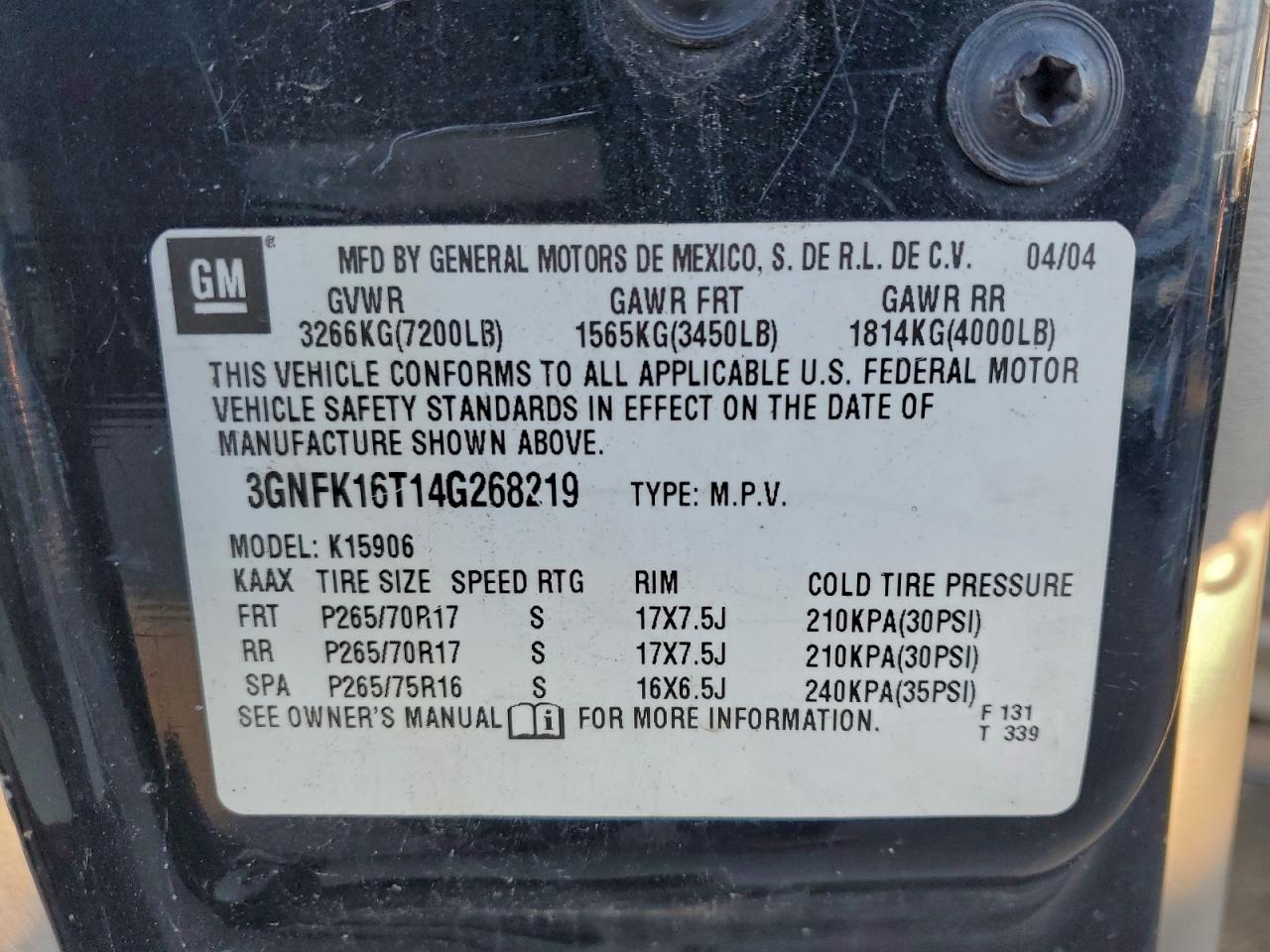 Chevrolet Suburban K1500 Image 12