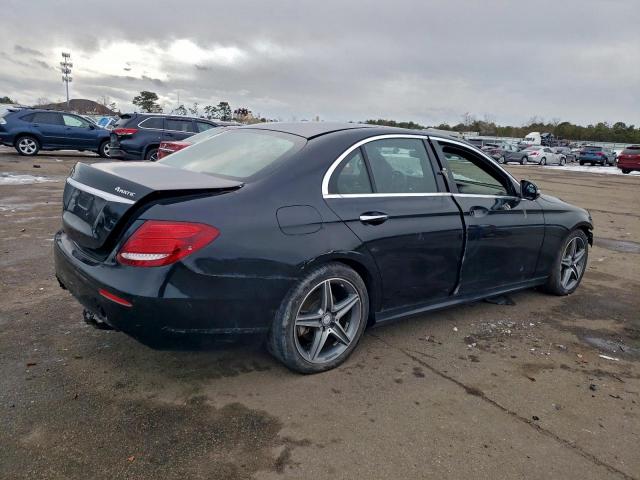 Mercedes-Benz E-Class 300 4matic Image 6