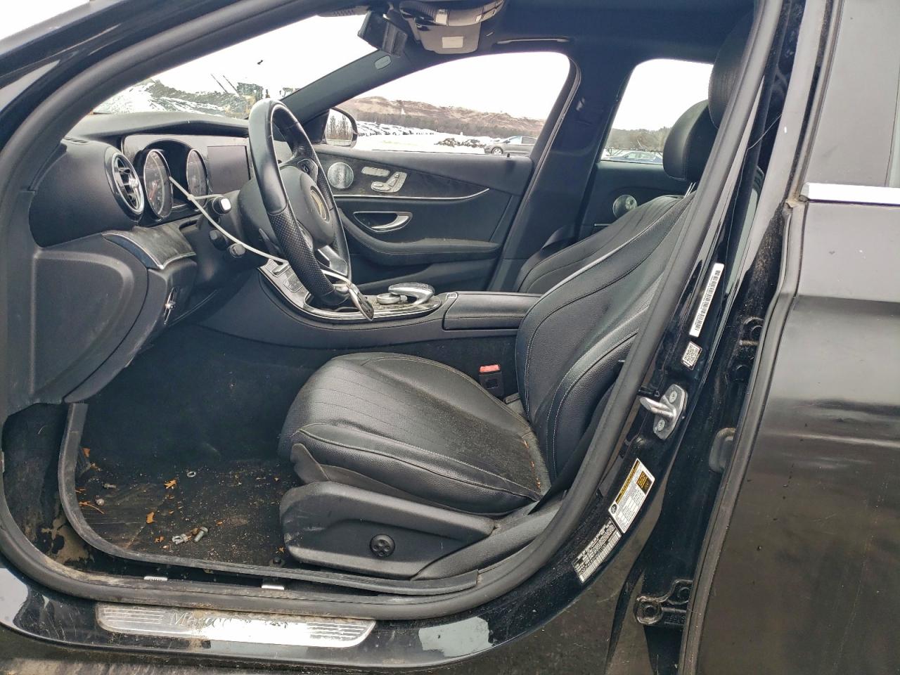 Mercedes-Benz E-Class 300 4matic Image 7