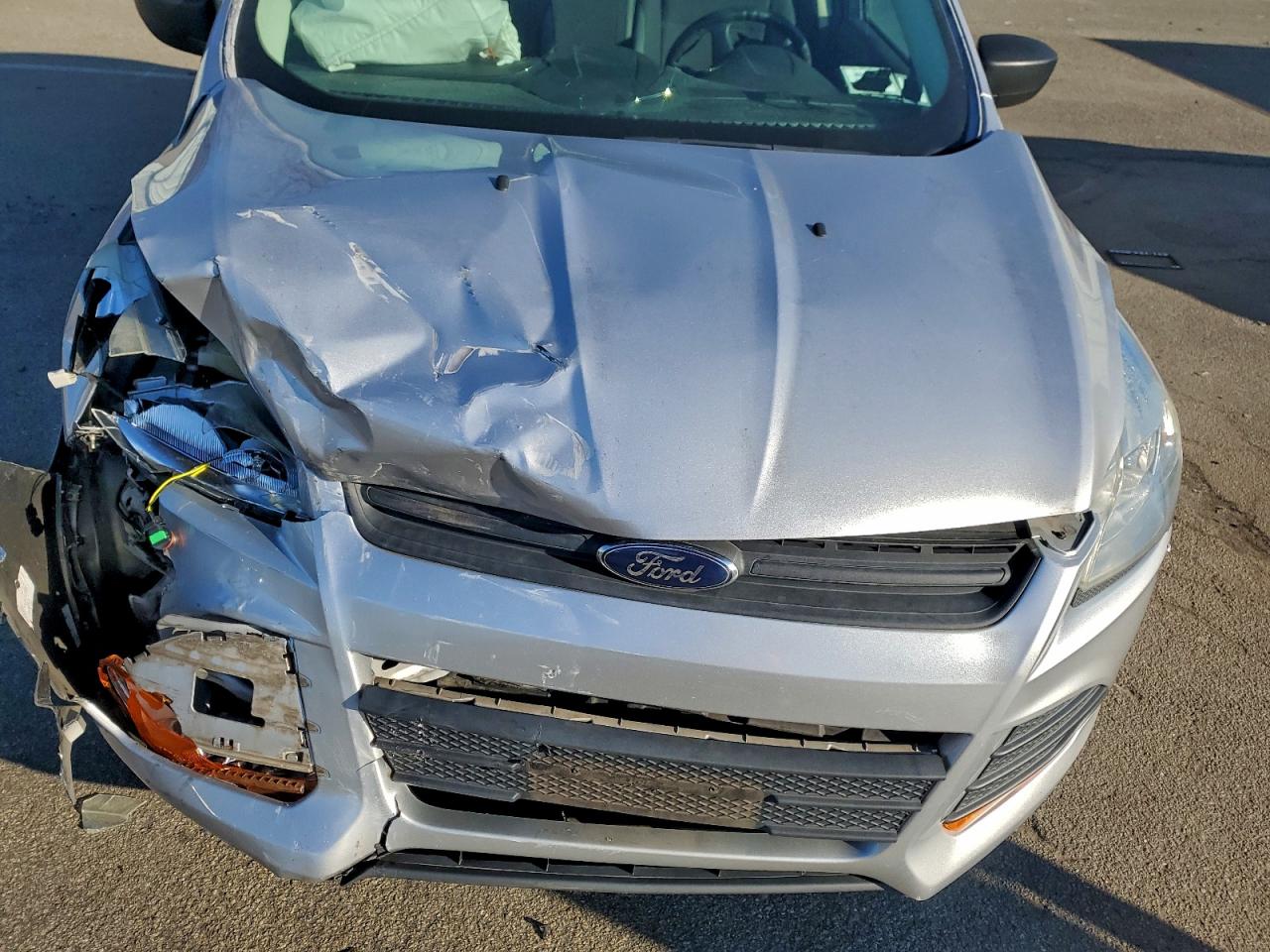 Ford Escape S Image 5