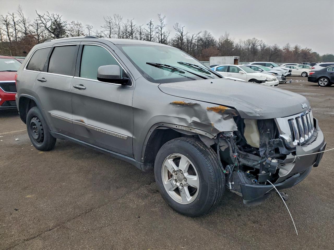 Jeep Grand Cherokee Laredo Image 3