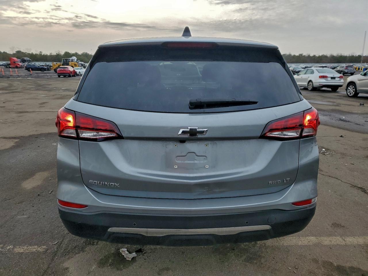 Chevrolet Equinox Lt Image 6