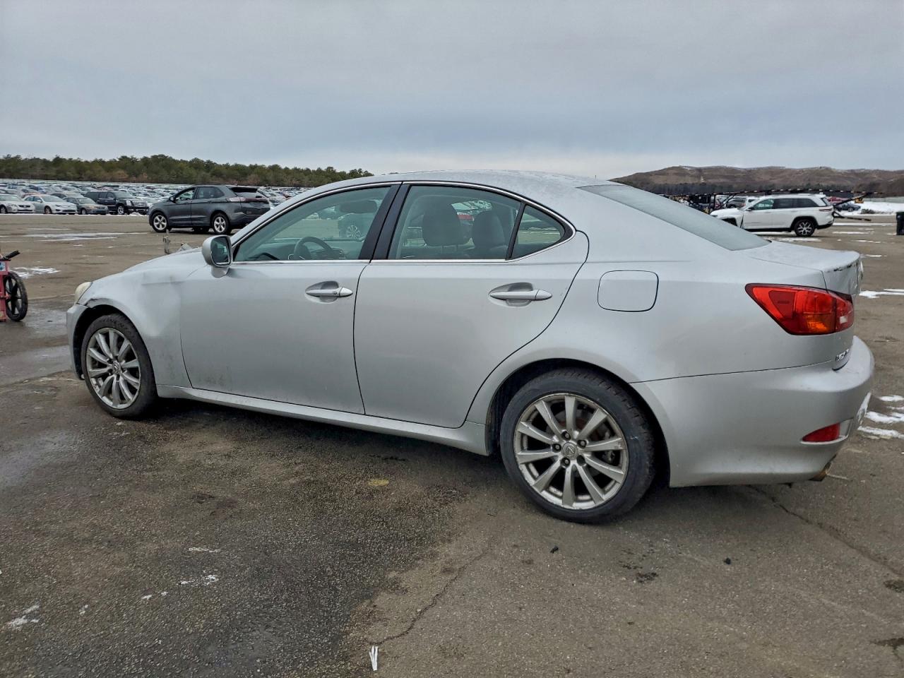 Lexus Is 250 Image 2