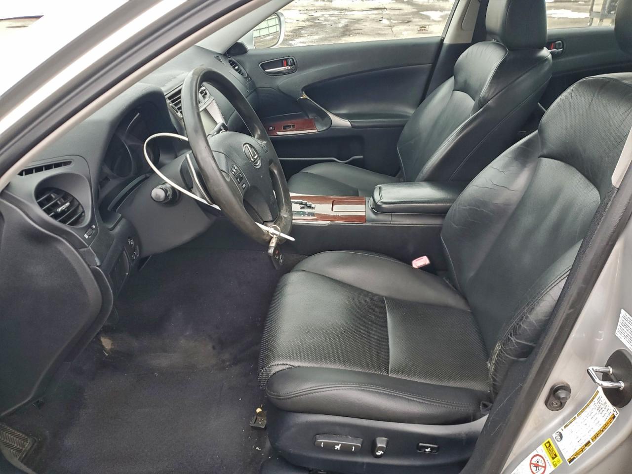 Lexus Is 250 Image 8