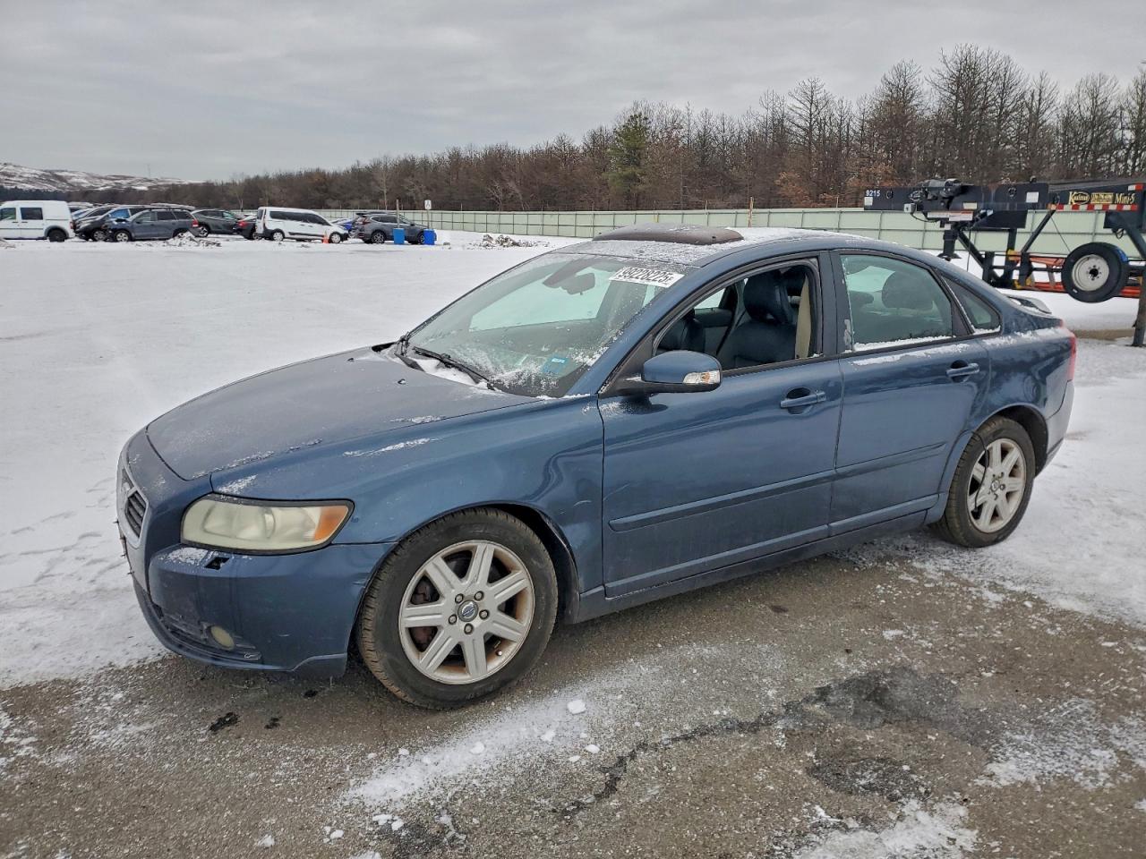 Volvo S40 2.4i Image 1