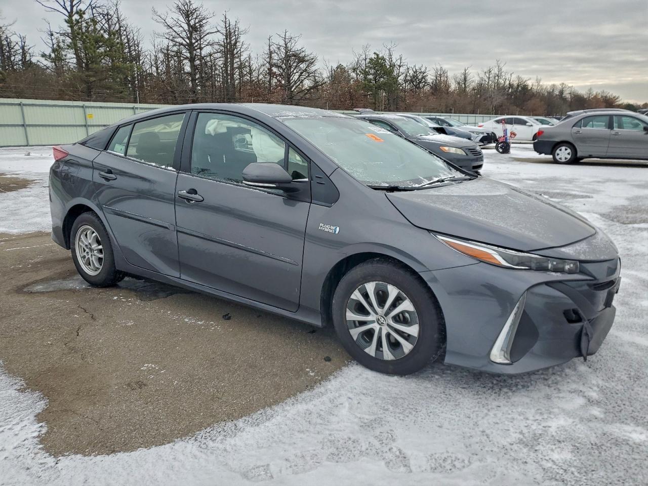 Toyota Prius Le Image 7