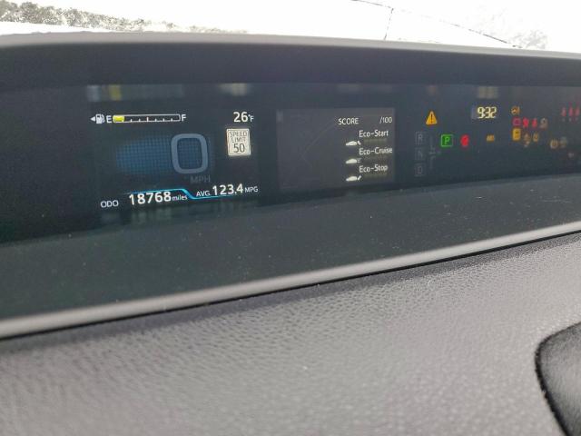 Toyota Prius Le Image 9