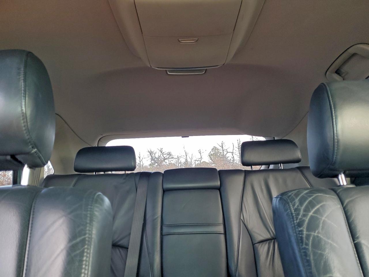 Lexus RX 330 Image 11