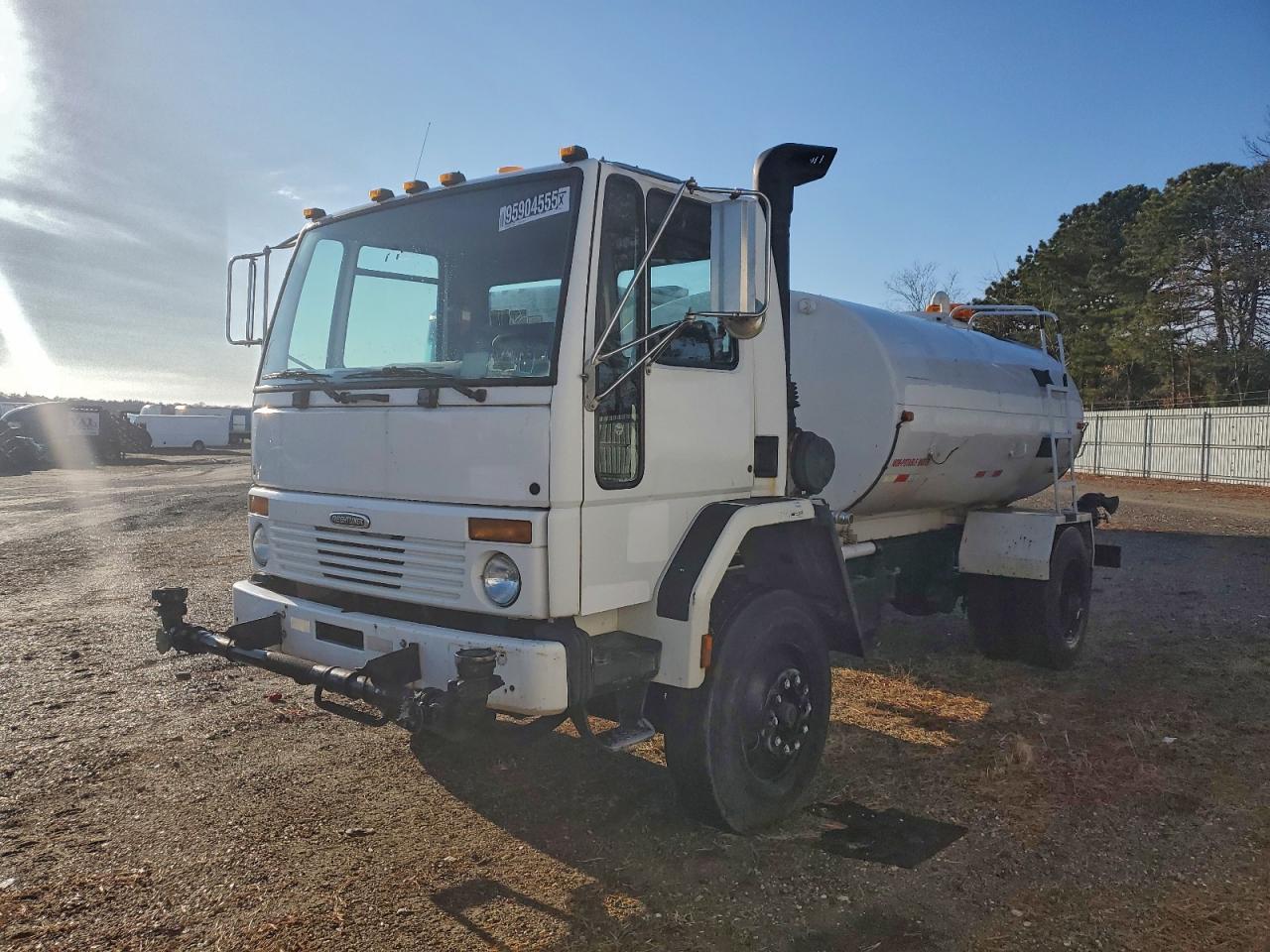 Freightliner F70 Fc70 Image 6