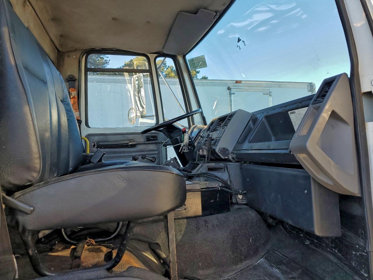 Freightliner F70 Fc70 Image 2