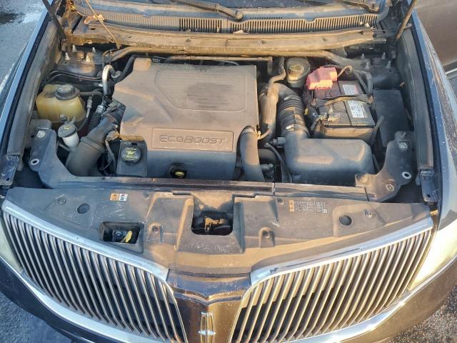 Lincoln MKT Image 10