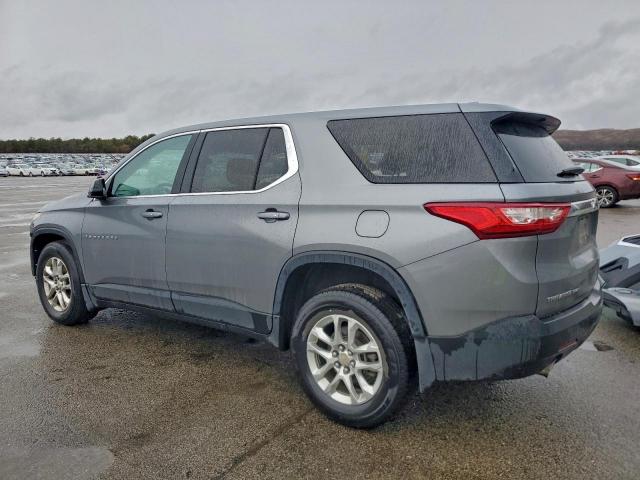 Chevrolet Traverse Ls Image 5