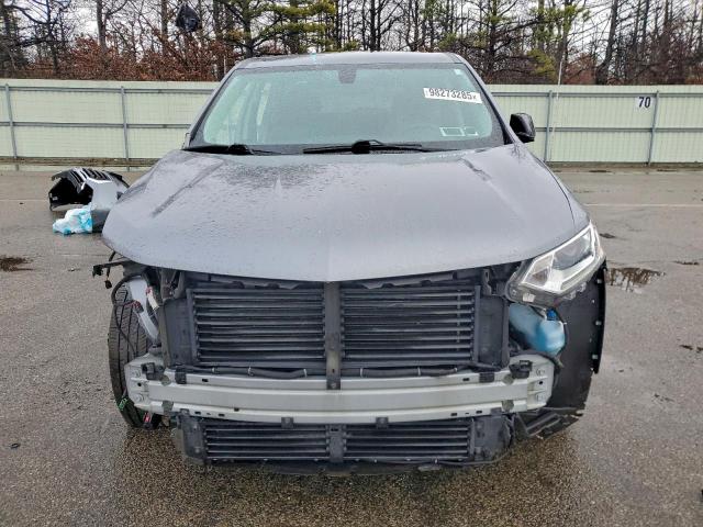 Chevrolet Traverse Ls Image 2