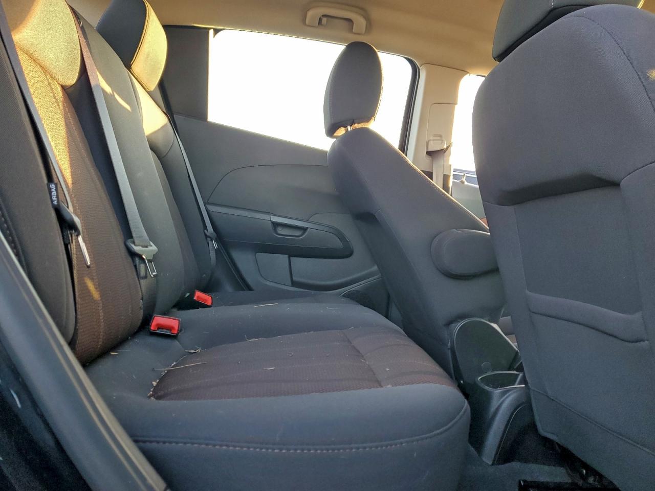 Chevrolet Sonic Lt Image 7