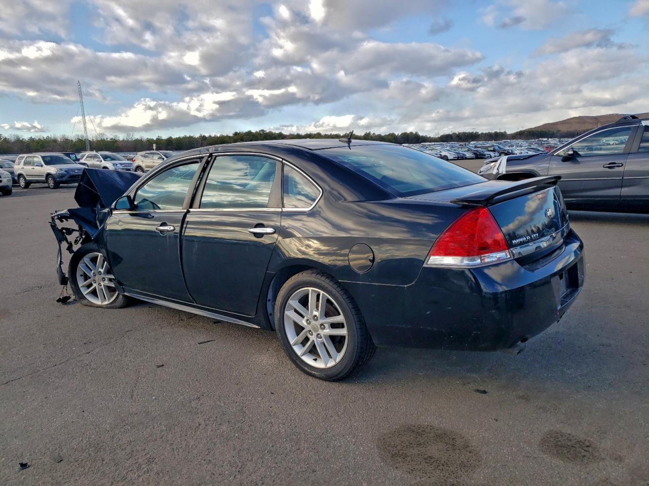 Chevrolet Impala Ltz Image 3