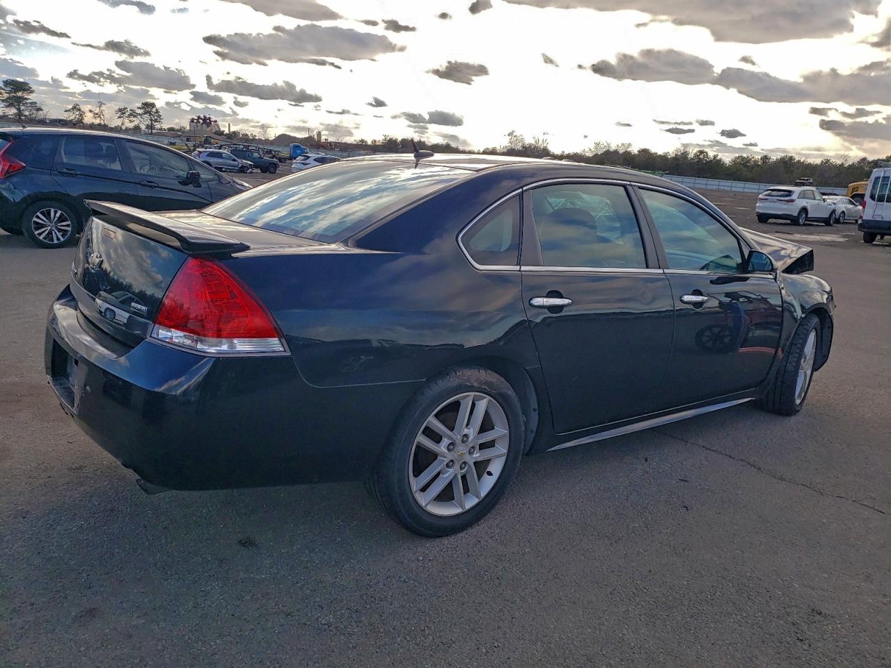 Chevrolet Impala Ltz Image 4